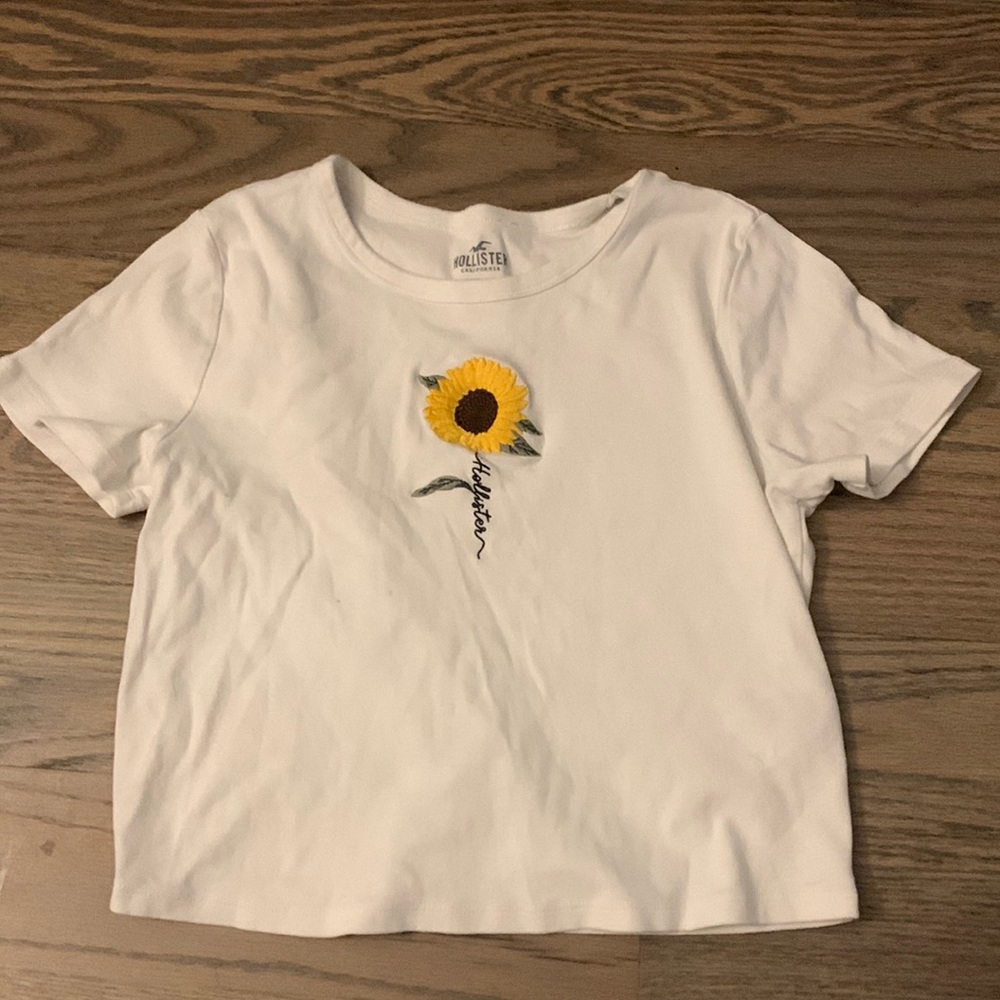 Hollister sunflower t shirt
